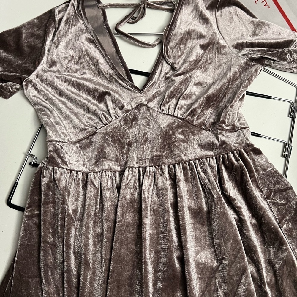 BNWT Wishlist Valour Mauve Women's sz Small Dress Fancy Beautiful - Picture 1 of 10
